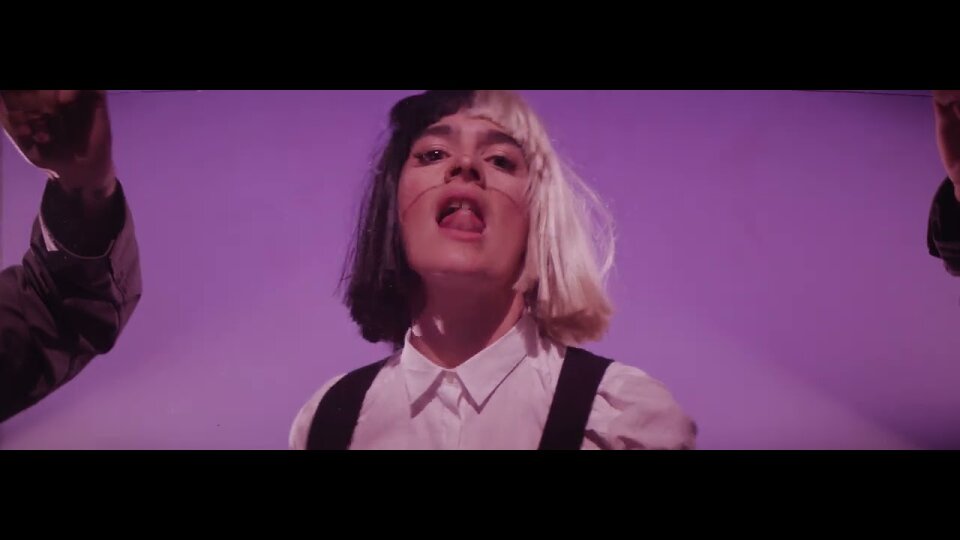 MV Unstoppable – Sia