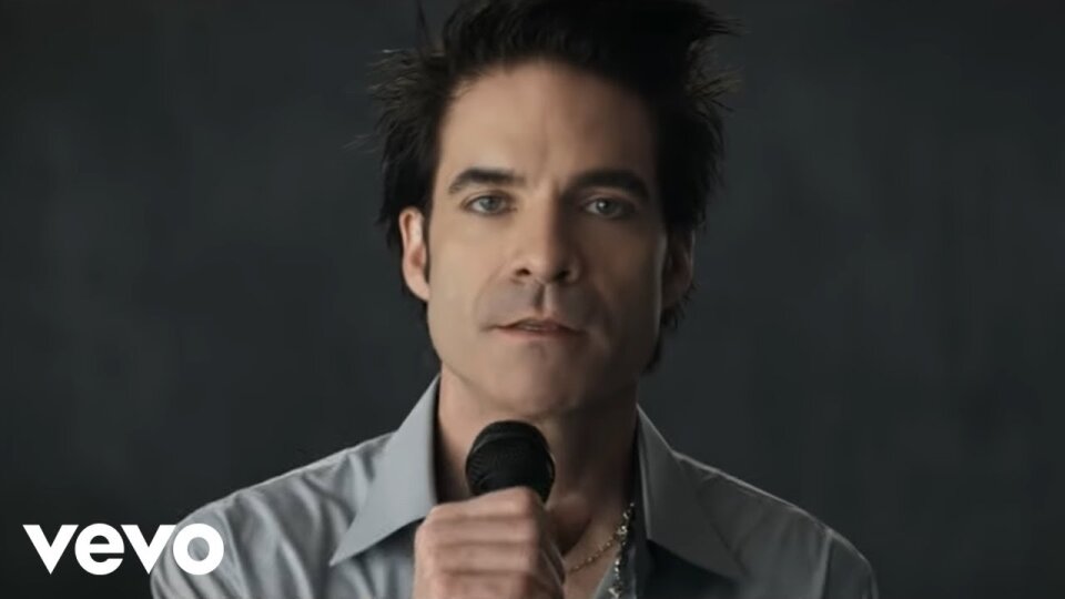 MV Marry Me – Train